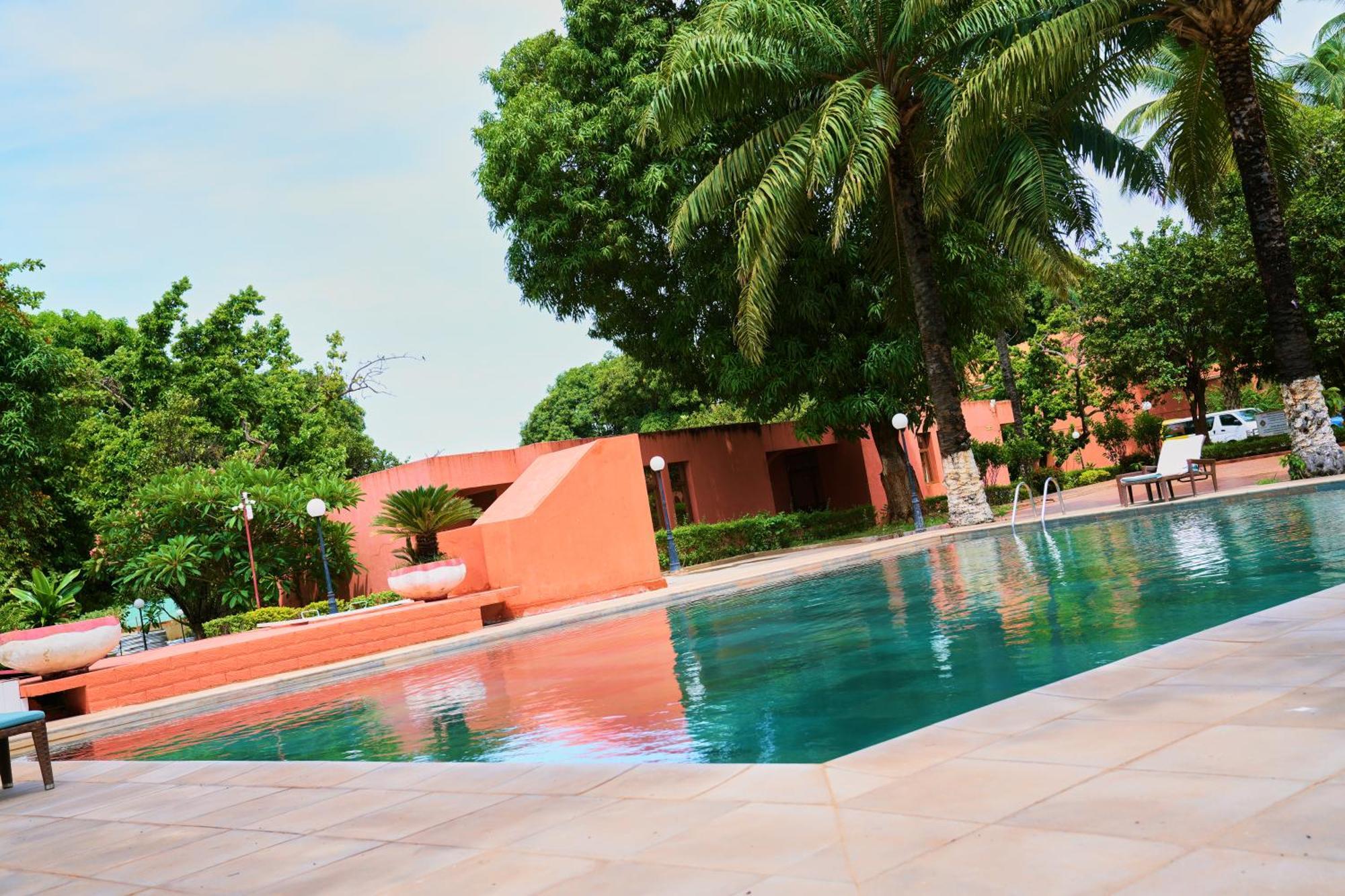 Dunia Hotel Bissau Exterior foto