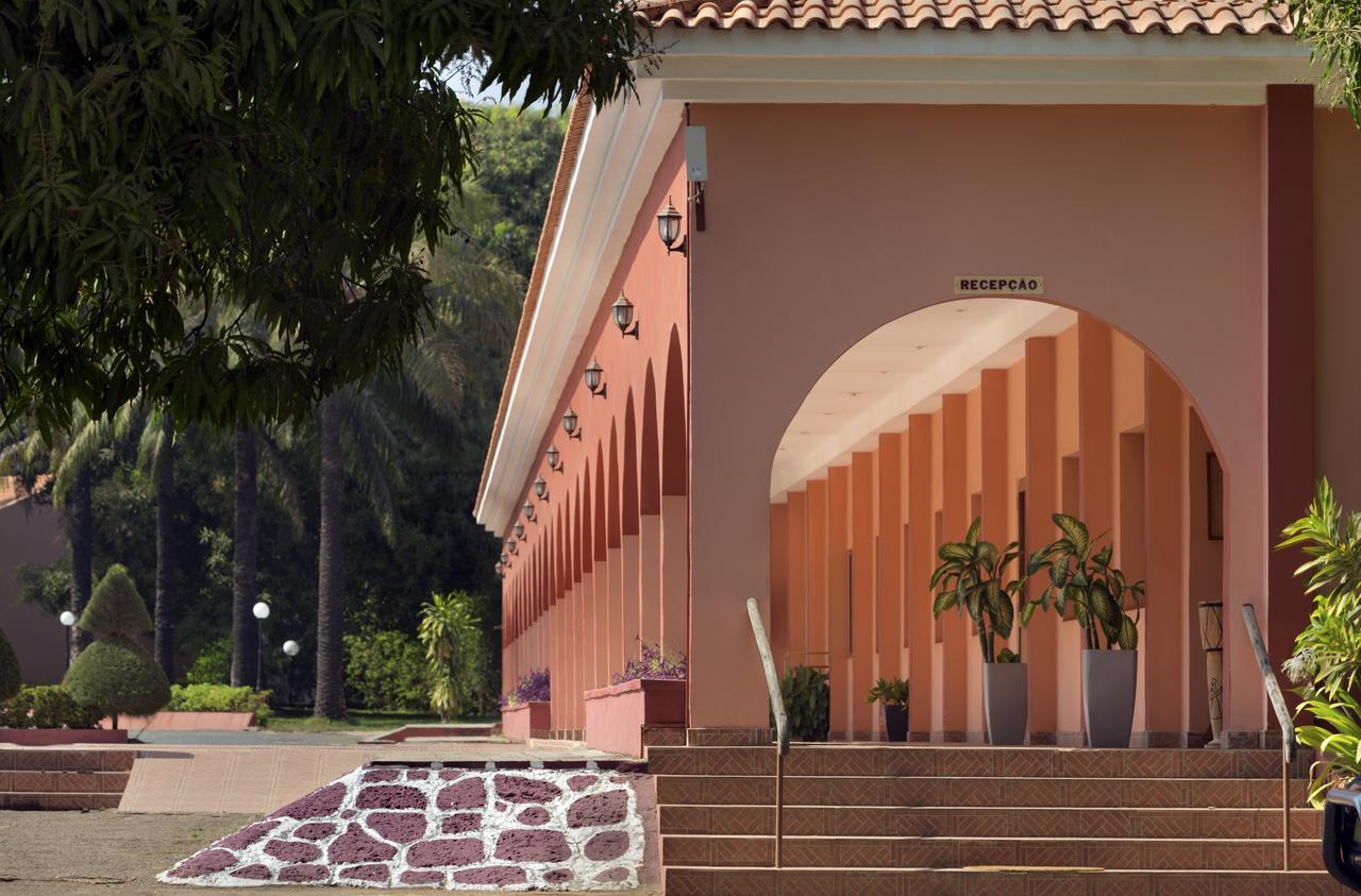 Dunia Hotel Bissau Exterior foto